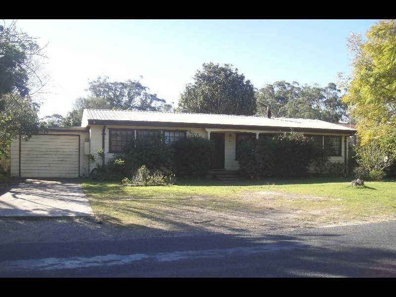 9 Kingfisher Avenue, Hawks Nest NSW 2324