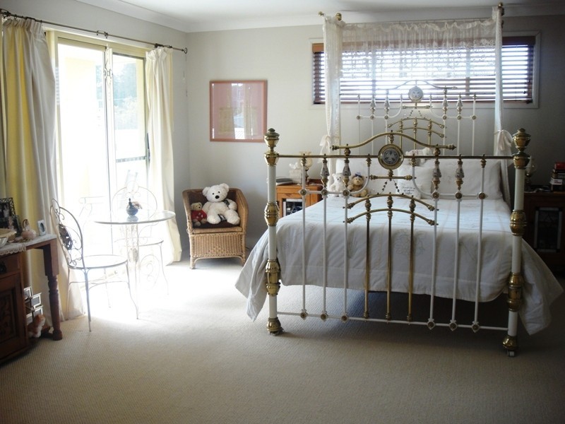 94 Bayview Road, Tea Gardens NSW 2324