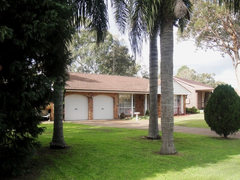 4 Albatross Avenue, Hawks Nest NSW 2324