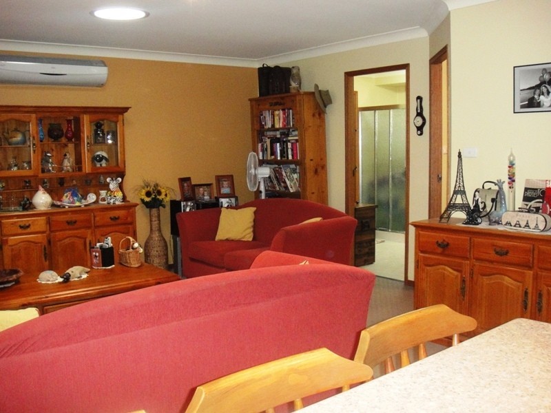 4 Albatross Avenue, Hawks Nest NSW 2324