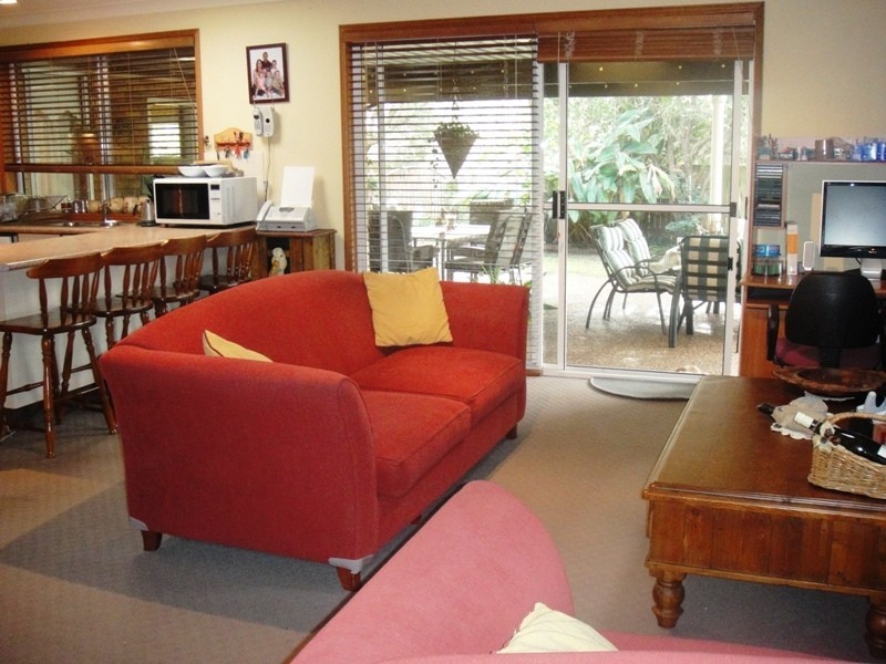 4 Albatross Avenue, Hawks Nest NSW 2324