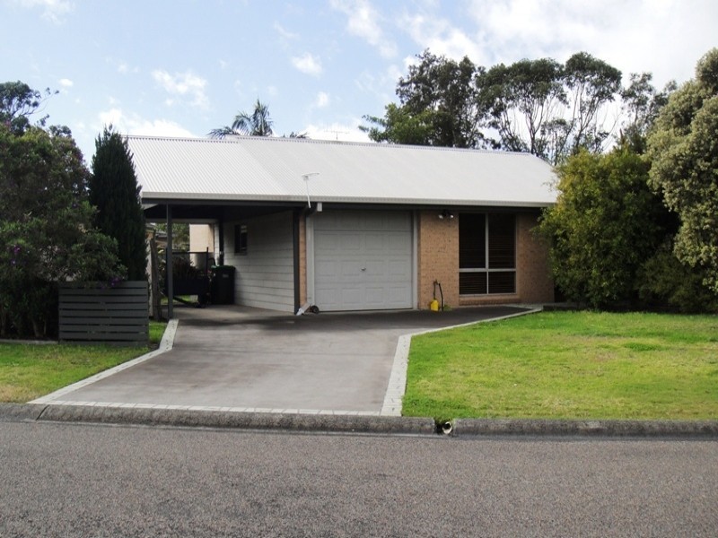 19 Holbert Close, Tea Gardens NSW 2324