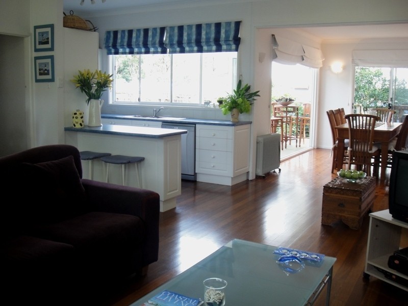 7 Dolphin Avenue, Hawks Nest NSW 2324