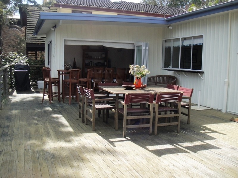 7 Dolphin Avenue, Hawks Nest NSW 2324