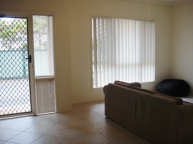 2/30 Binda Street, Hawks Nest NSW 2324