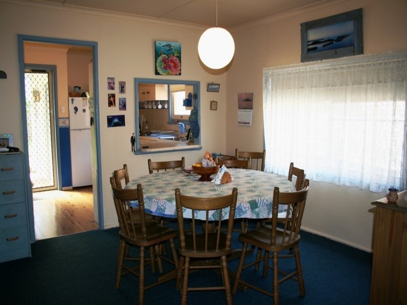 4 Cooloon Street, Hawks Nest NSW 2324