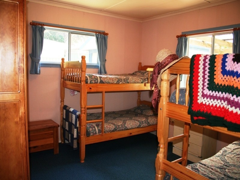 4 Cooloon Street, Hawks Nest NSW 2324