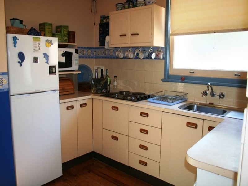 4 Cooloon Street, Hawks Nest NSW 2324