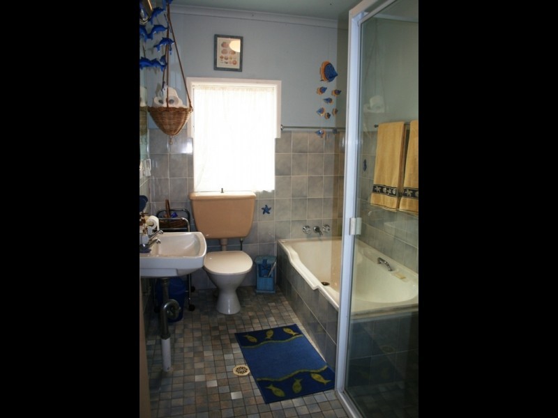 4 Cooloon Street, Hawks Nest NSW 2324