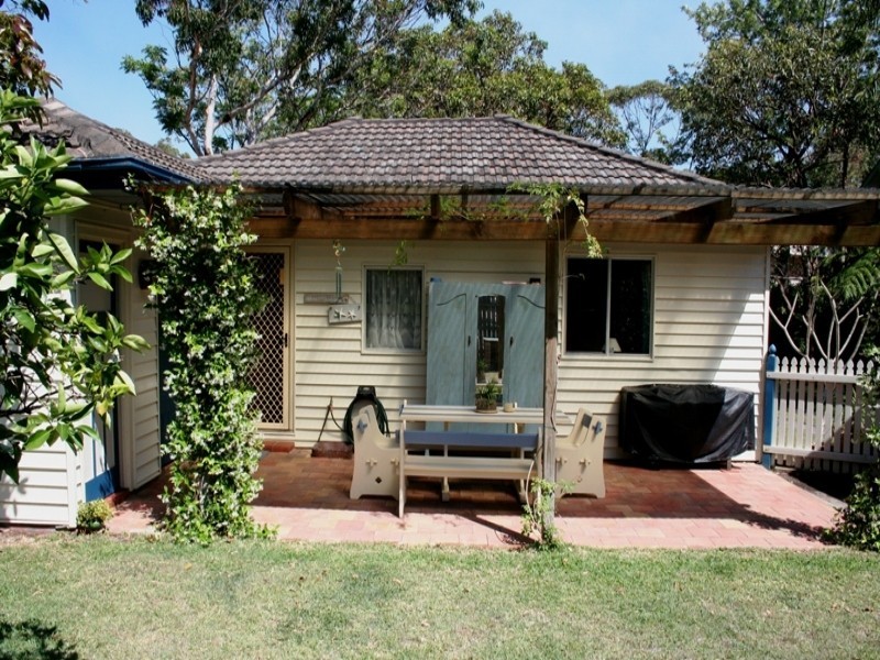 4 Cooloon Street, Hawks Nest NSW 2324