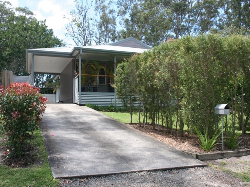 40 Dolphin Avenue, Hawks Nest NSW 2324