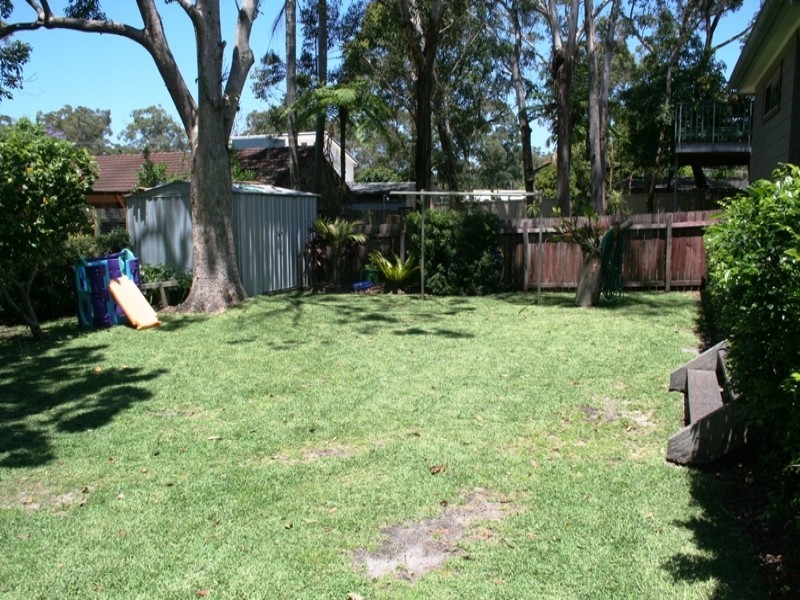 40 Dolphin Avenue, Hawks Nest NSW 2324
