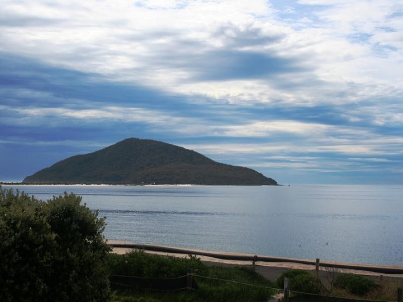 79 The Boulevarde, Hawks Nest NSW 2324
