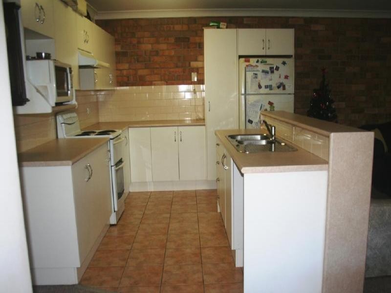 2/23 Budgeree Street, Tea Gardens NSW 2324