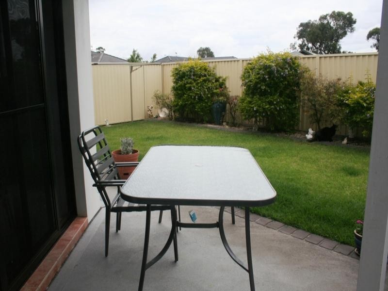 2/9 Sinclair Drive, Tea Gardens NSW 2324
