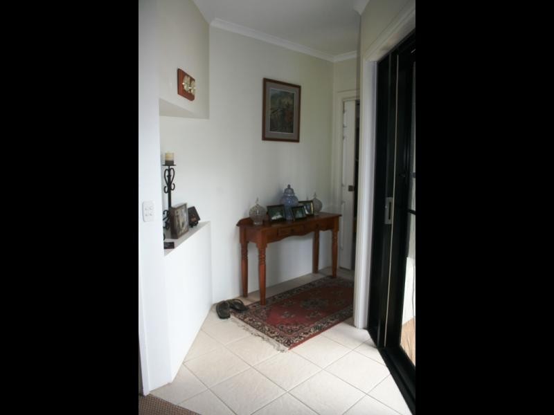 2/9 Sinclair Drive, Tea Gardens NSW 2324