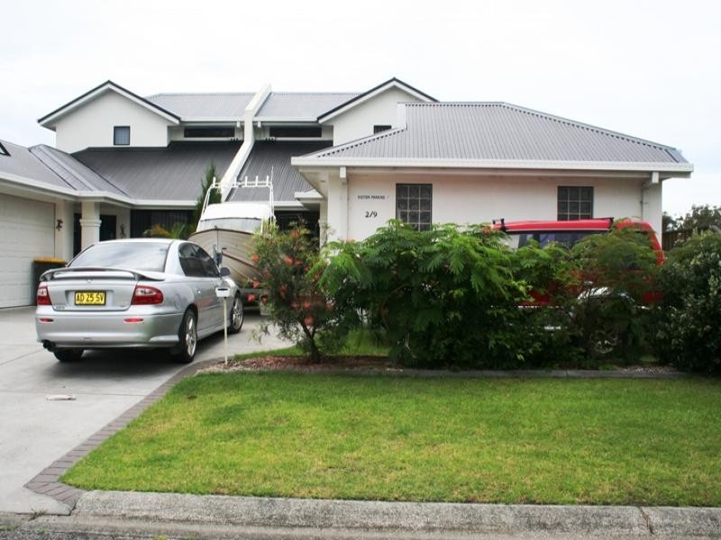 2/9 Sinclair Drive, Tea Gardens NSW 2324