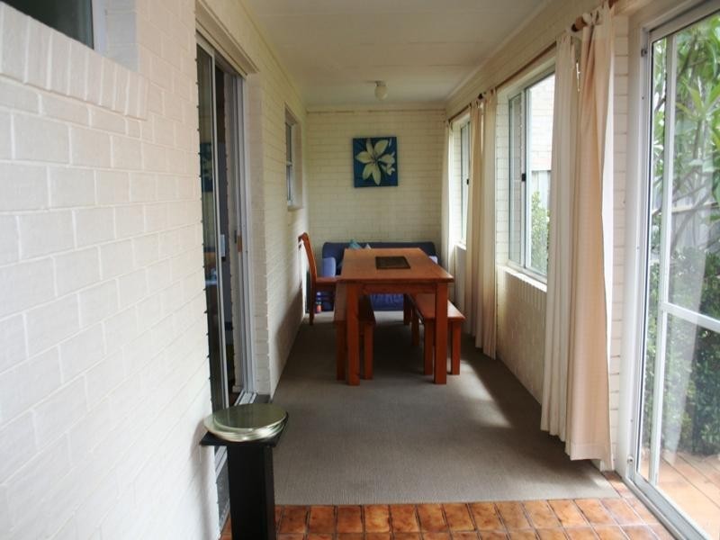 37 Dolphin Avenue, Hawks Nest NSW 2324