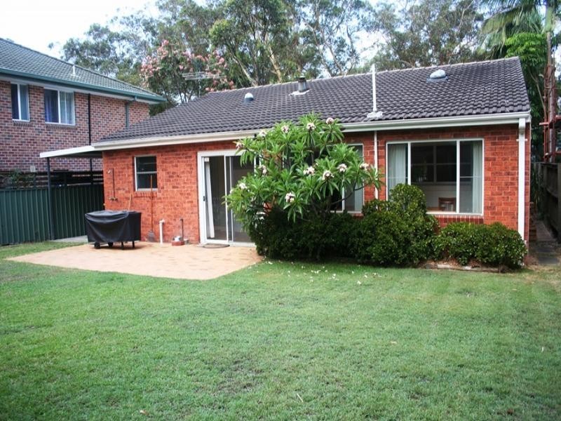 37 Dolphin Avenue, Hawks Nest NSW 2324