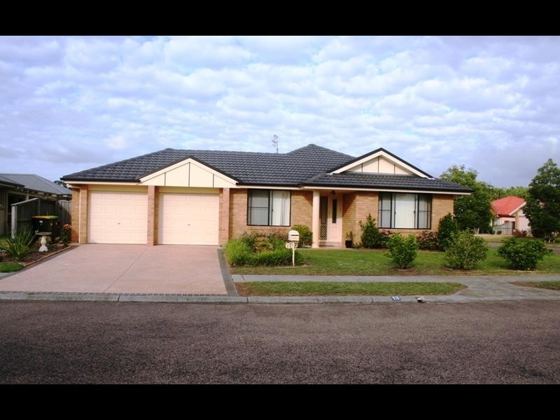 1/13 Ayres Avenue, Tea Gardens NSW 2324
