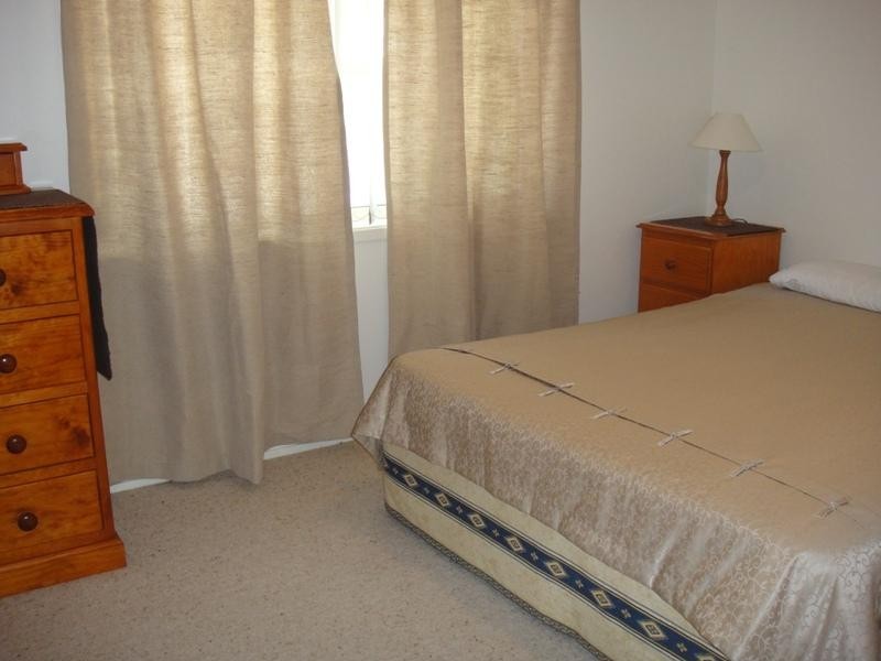 2 Kikarra Crescent, Hawks Nest NSW 2324