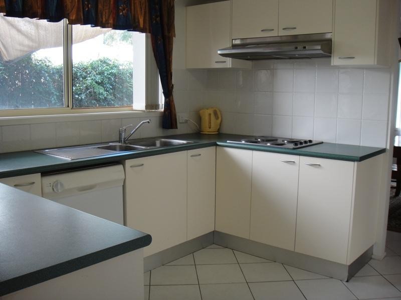 2 Kikarra Crescent, Hawks Nest NSW 2324