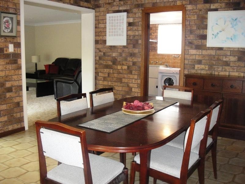 18 Karthena Crescent, Hawks Nest NSW 2324