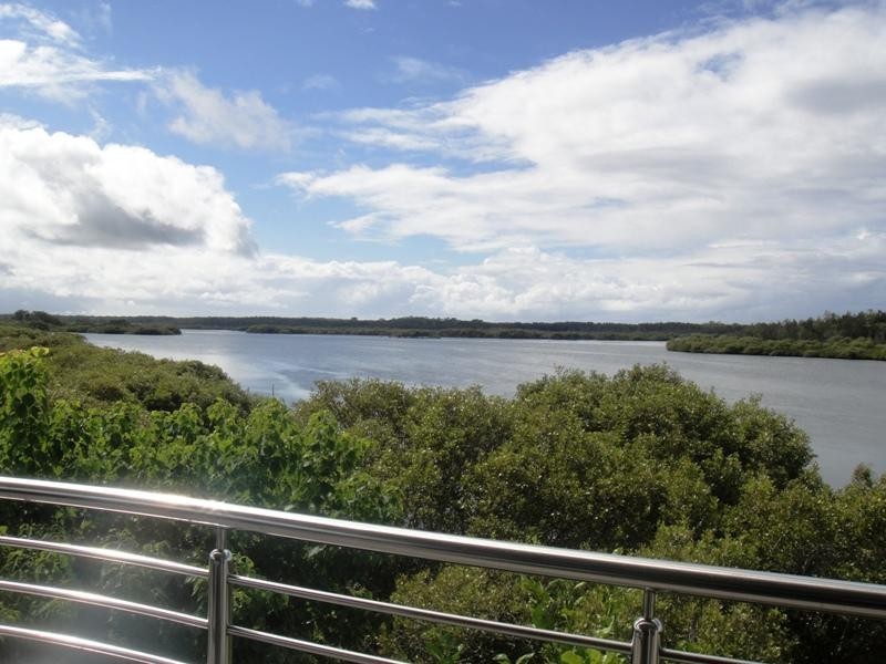 8/1 Marine Drive, Tea Gardens NSW 2324