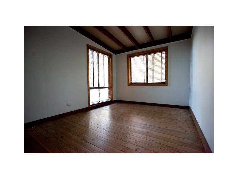 77 Cove Boulevarde, North Arm Cove NSW 2324