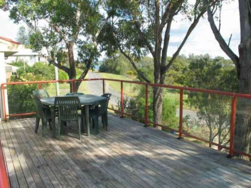 60 The Anchorage, Hawks Nest NSW 2324