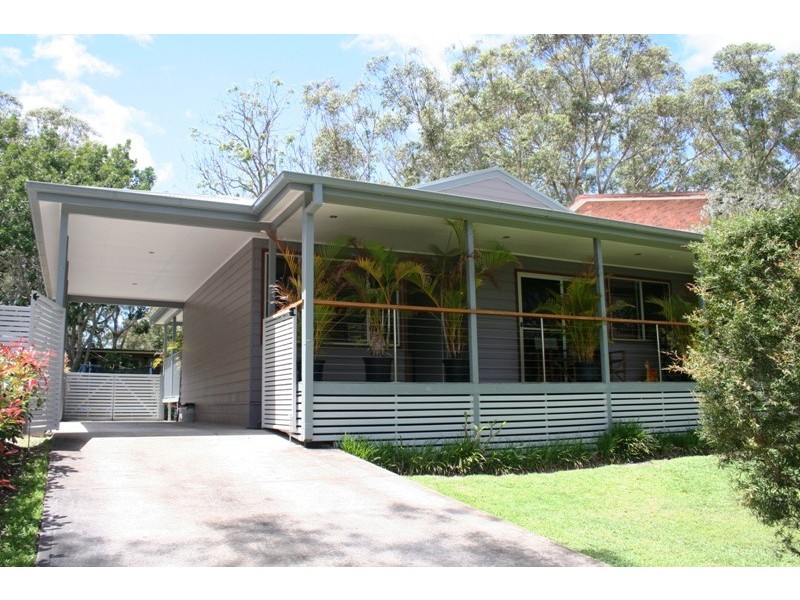 40 Dolphin Avenue Hawks Nest, Hawks Nest NSW 2324