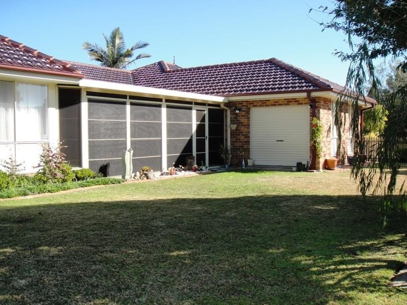 16 Port Way, Tea Gardens NSW 2324
