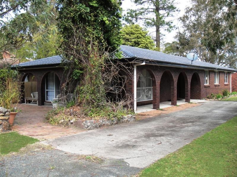 13 Karthena Crescent, Hawks Nest NSW 2324