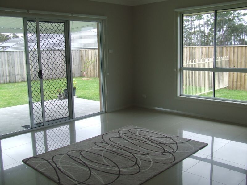 39 Shoreline Drive, Tea Gardens NSW 2324