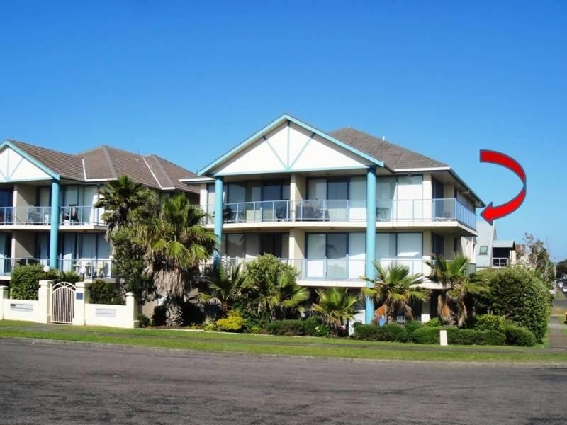 12/1 Beach Road, Hawks Nest NSW 2324