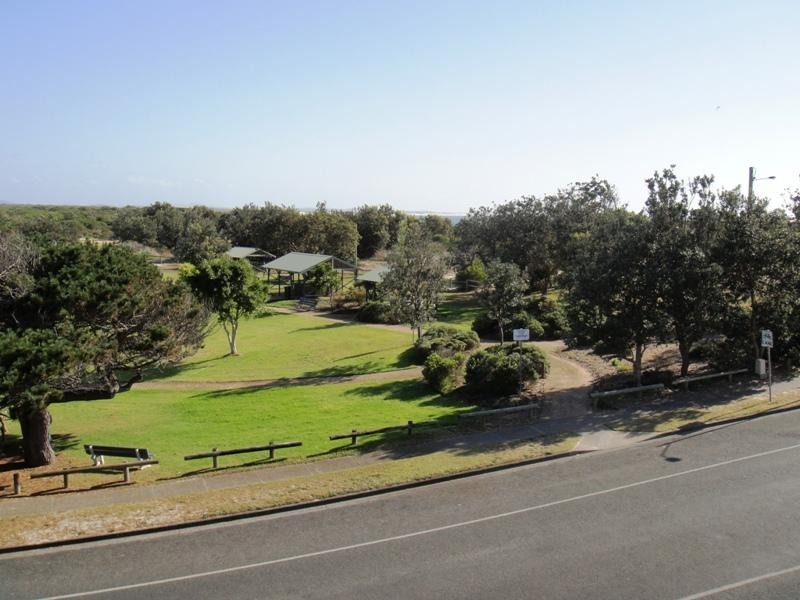 12/1 Beach Road, Hawks Nest NSW 2324