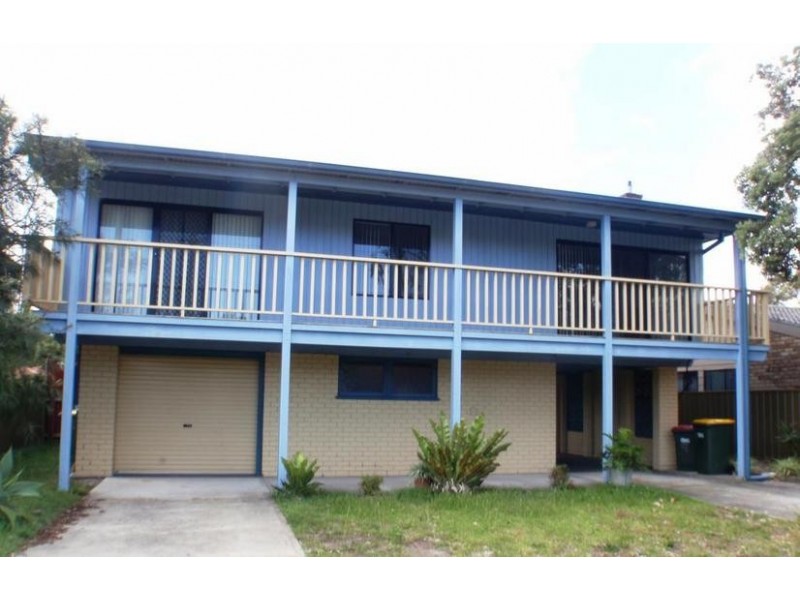 9 Mermaid Avenue, Hawks Nest NSW 2324