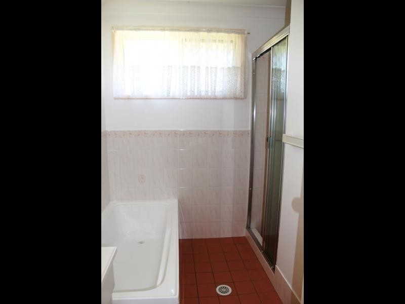 1/2 Zayne Place, Karuah NSW 2324