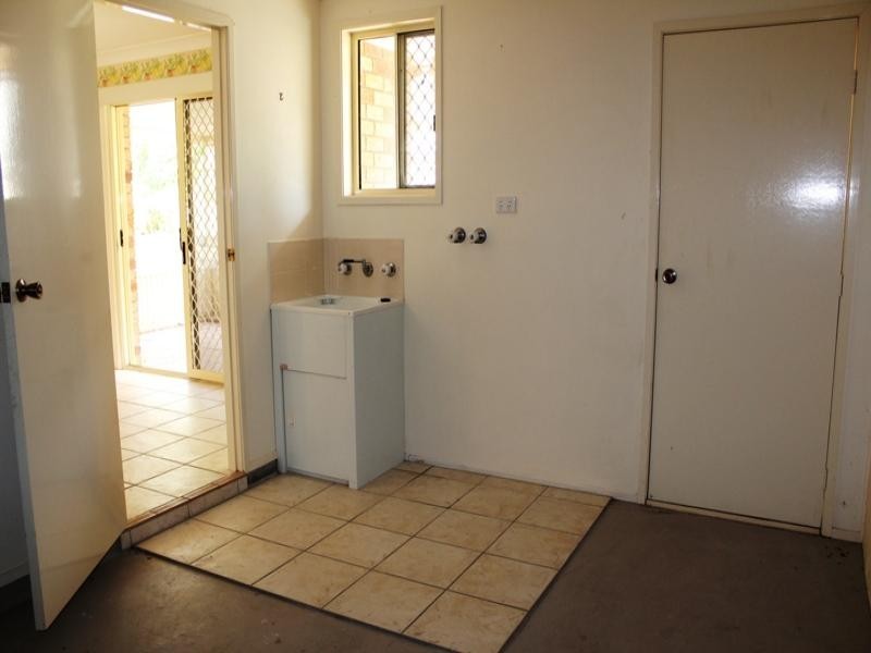 1/2 Zayne Place, Karuah NSW 2324