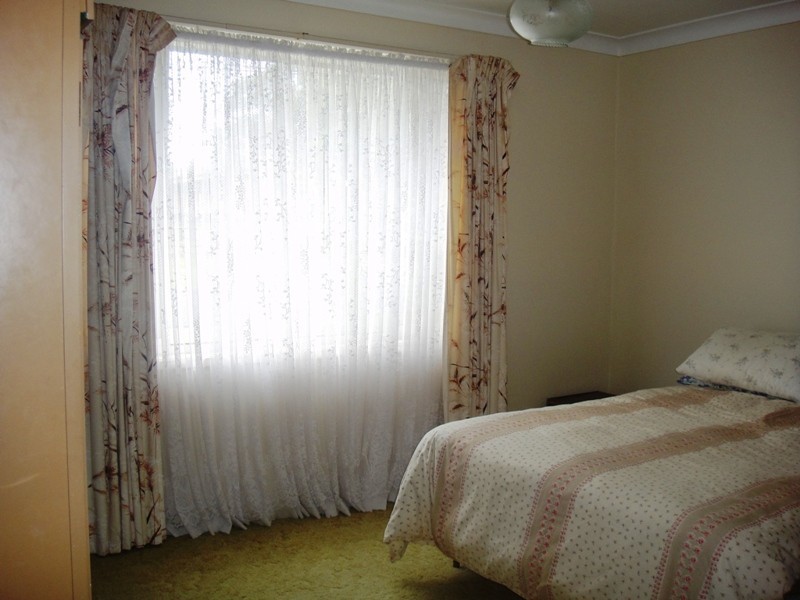 5 Karthena Cresent, Hawks Nest NSW 2324