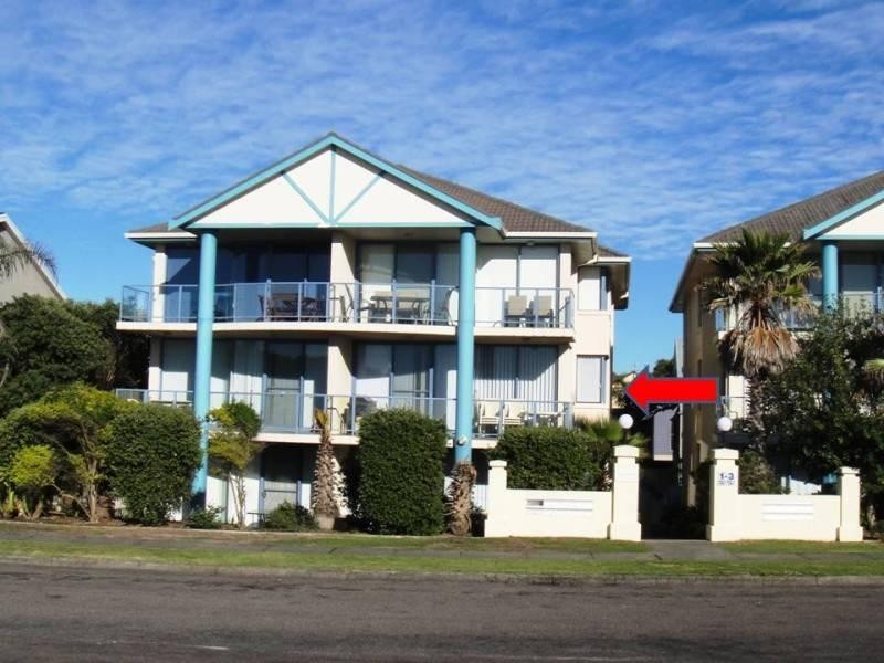 4/1 Beach Road, Hawks Nest NSW 2324