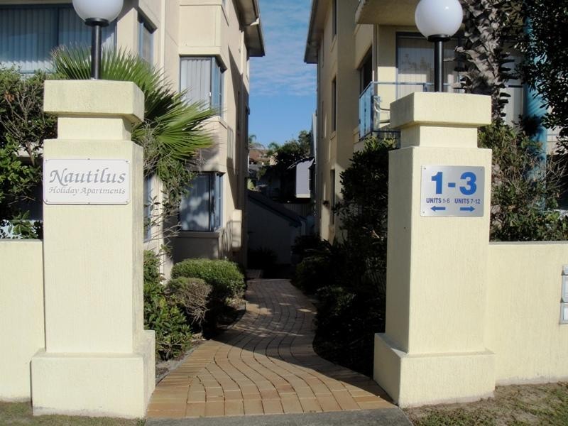 4/1 Beach Road, Hawks Nest NSW 2324