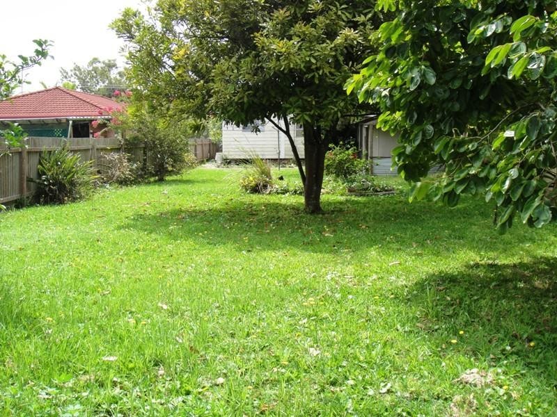 16 Coupland Avenue, Tea Gardens NSW 2324