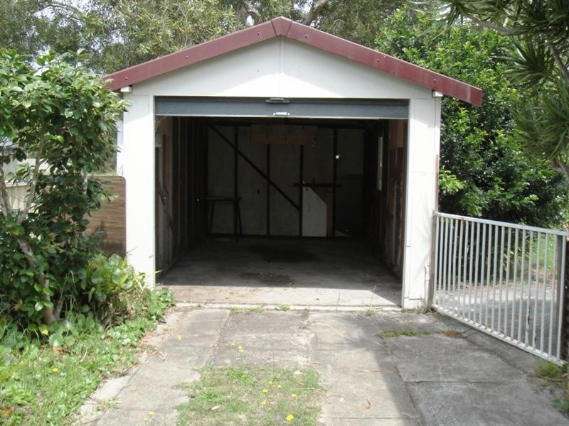 16 Coupland Avenue, Tea Gardens NSW 2324