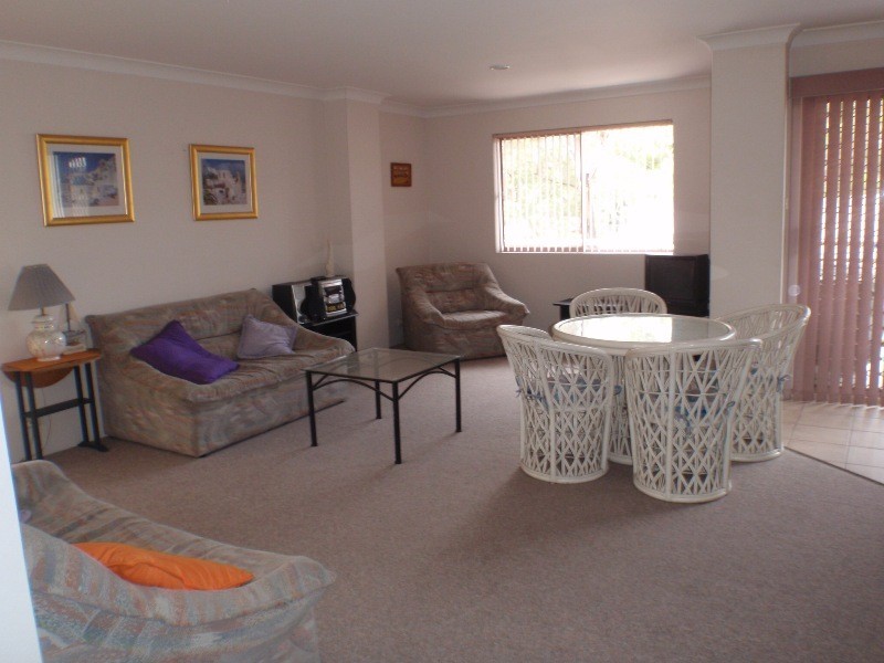 2/32 Binda Street, Hawks Nest NSW 2324