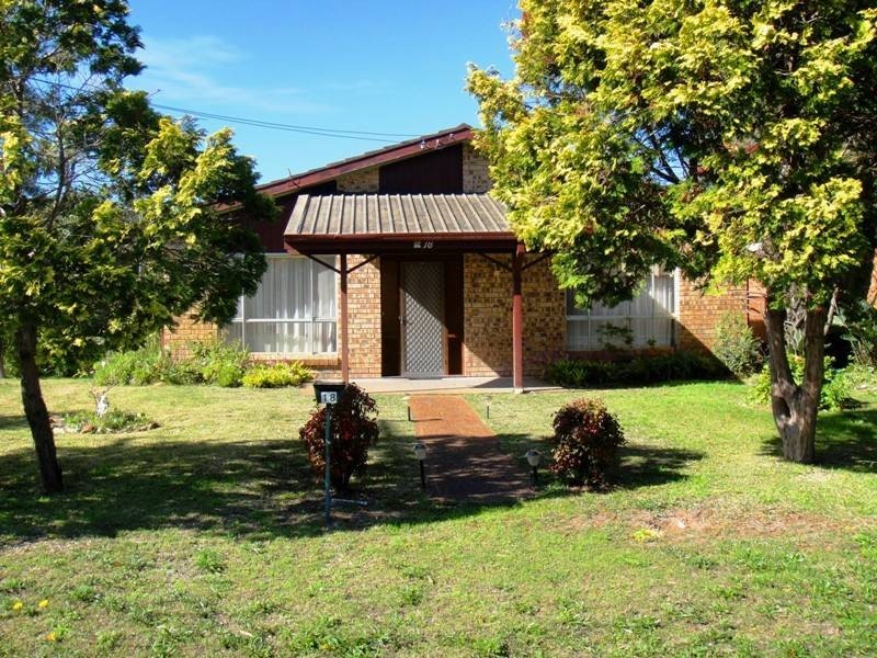 18 Muneela Avenue, Hawks Nest NSW 2324