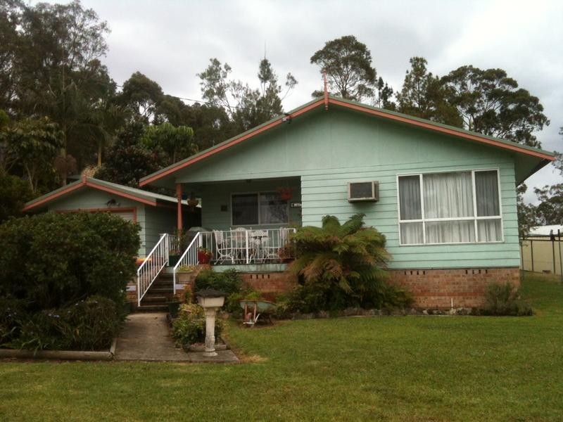 4 Roundhill Crescent, Karuah NSW 2324