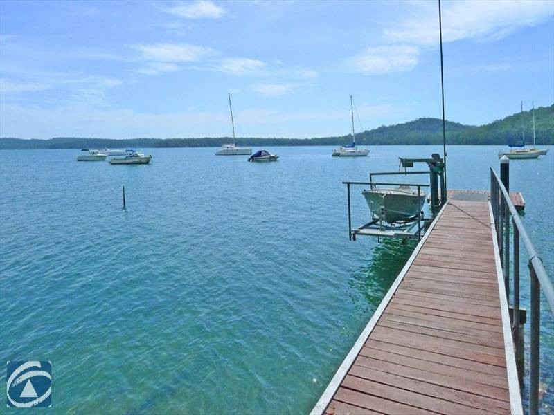 120 Cove Boulevarde, North Arm Cove NSW 2324