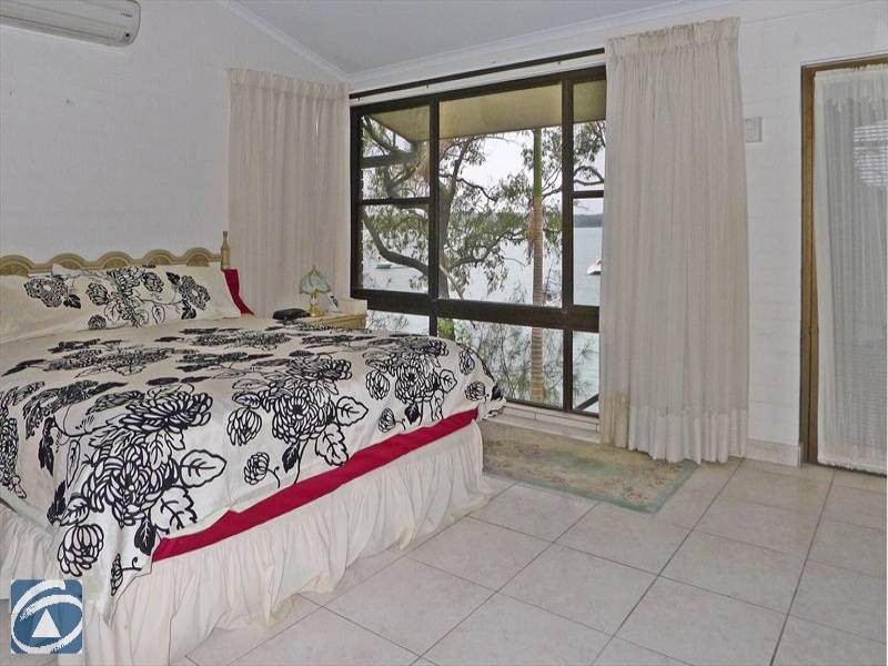 120 Cove Boulevarde, North Arm Cove NSW 2324