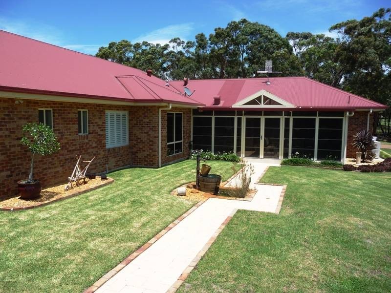 1 Prion Place, Tea Gardens NSW 2324